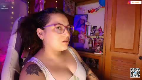 Eva  online show from May 4, 12:09 pm