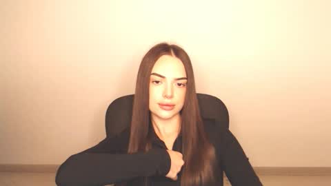 Eva online show from October 3, 6:57 pm