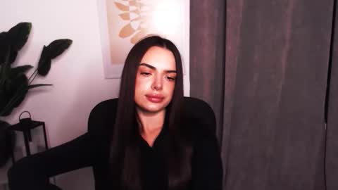 Eva online show from December 5, 8:21 pm