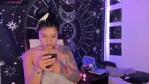 Eva  online show from October 4, 9:15 am