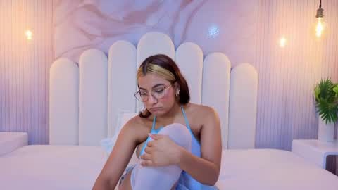 evaa_honey online show from May 31, 9:27 pm