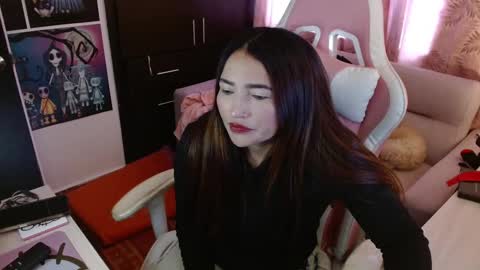 Eva online show from October 3, 9:31 pm