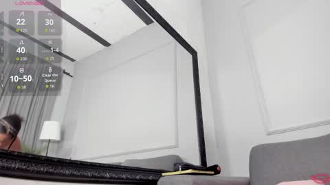 evahalston online show from April 6, 7:59 pm