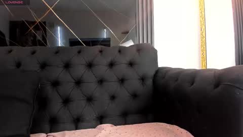 Eva online show from October 17, 1:58 pm