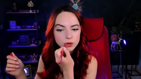 Eva  online show from December 18, 1:27 pm