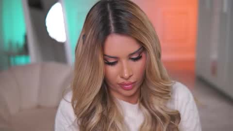 Eva online show from December 18, 8:35 pm