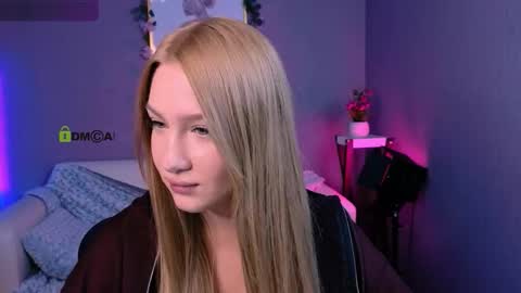 eve_grays online show from October 17, 7:28 pm