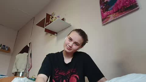 Noor online show from April 14, 9:09 am