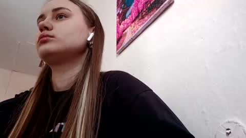 Noor online show from March 4, 10:11 am