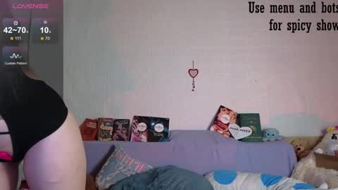 Evelina online show from February 9, 3:00 am