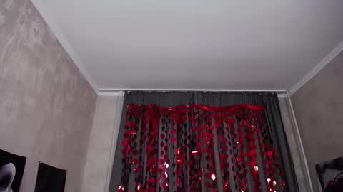 Evelin online show from February 11, 9:33 am