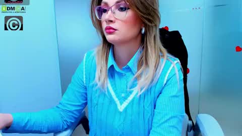 evelyne_rose online show from March 4, 6:15 am