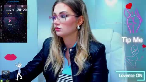 evelyne_rose online show from September 18, 4:55 am