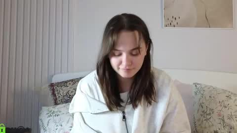 evi_woow online show from December 3, 8:39 pm