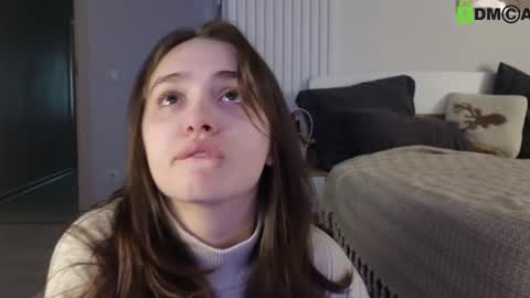 evi_woow online show from March 11, 2:32 am