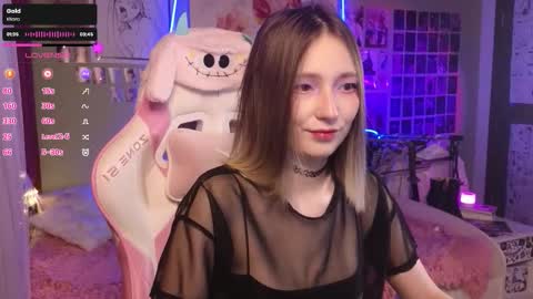 Evie online show from December 1, 10:12 pm