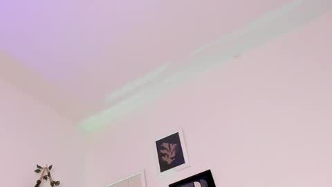 Ivi Alejandra  online show from March 8, 5:47 am