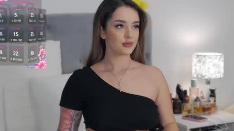 Evie online show from February 11, 9:46 pm