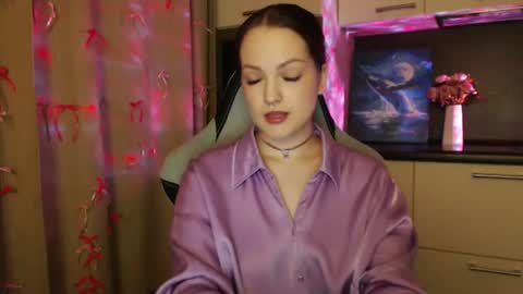 Lessie online show from March 9, 8:42 pm