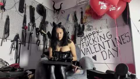 Mistress Sammy online show from February 18, 11:15 pm