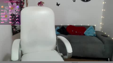 Pamela  online show from February 17, 10:05 pm