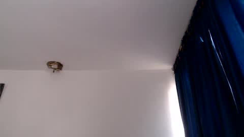 evilheart_69 online show from January 7, 8:34 pm