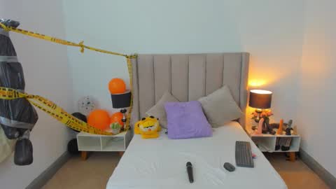 evvaa_moon online show from October 8, 1:26 pm