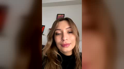 evyei online show from December 20, 8:57 pm