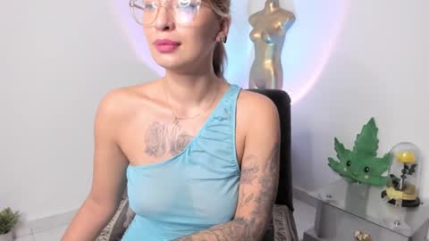 evyei online show from January 5, 7:28 pm