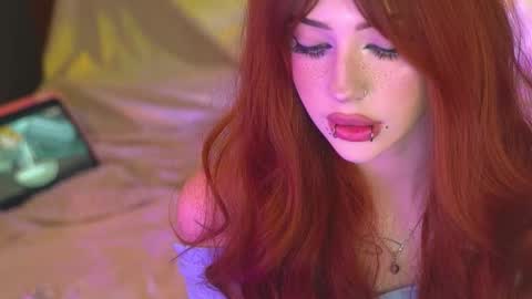 Alyson online show from March 18, 5:07 pm