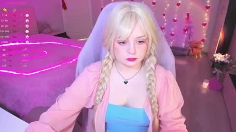  Amy  online show from February 26, 9:33 am