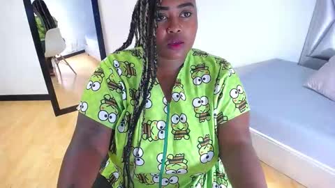 exotic_karmella online show from September 29, 9:20 pm