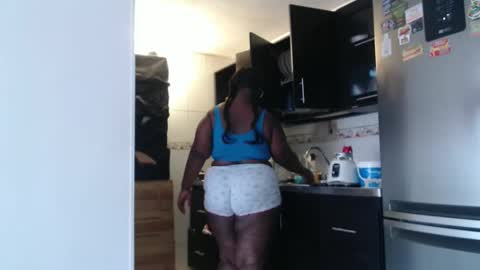 eyshaexotii online show from April 9, 12:43 pm