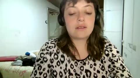 Aimee online show from February 12, 4:23 am