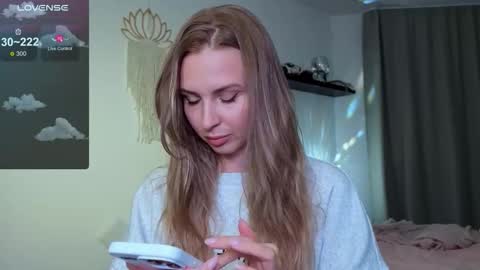  if you dont have fansly account yet use this link to registration    online show from September 20, 3:54 pm