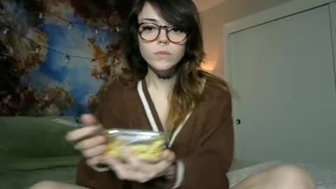 Faerie 3 online show from February 1, 4:24 am