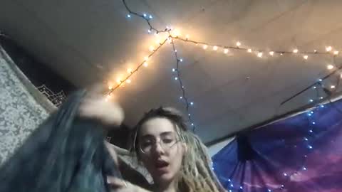 Fae online show from January 6, 6:58 am