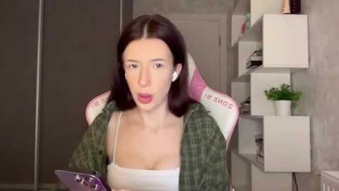 Bloom  online show from March 11, 6:21 pm