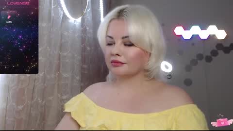 Jewell online show from December 5, 12:00 pm