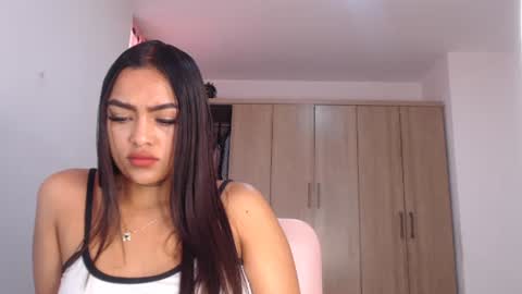 fairylatin online show from January 30, 8:21 pm