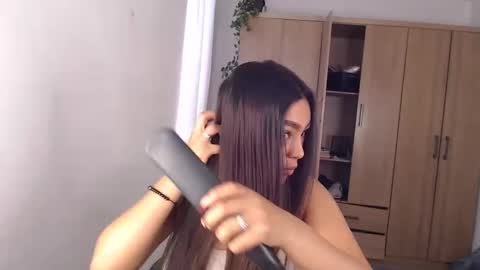 fairylatin online show from March 3, 6:20 pm