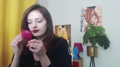 Nadine online show from January 29, 6:22 am