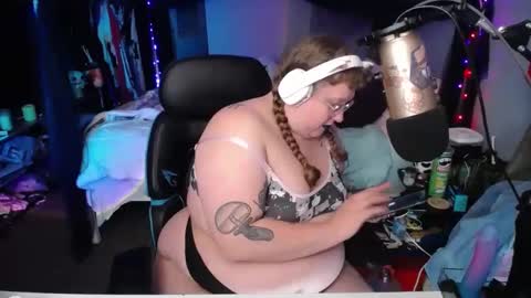 FatVeronica online show from January 11, 1:37 am