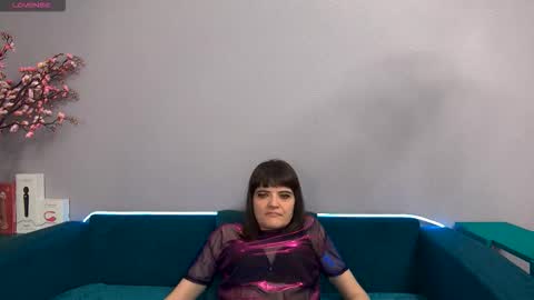 Laura online show from September 19, 7:51 am