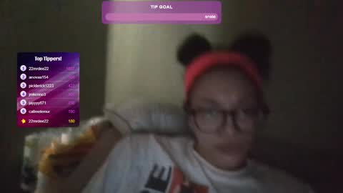 Soley online show from March 1, 3:27 pm