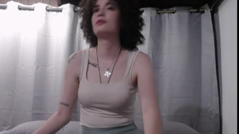 Cristina online show from March 1, 1:38 am