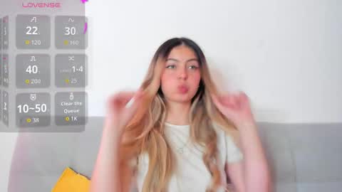 fernanda  online show from February 5, 5:27 pm