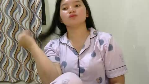 fhwilloughbyxx online show from June 20, 10:52 am