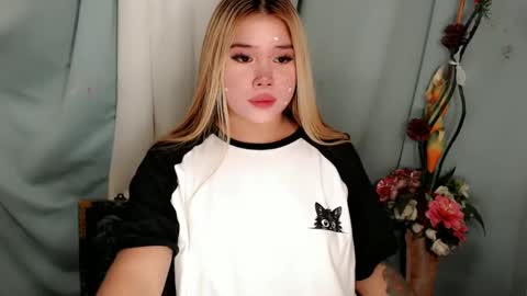  Angela  DONT FORGET TO FOLLOW AND GIVE ME APPRECIATION online show from January 5, 5:51 am