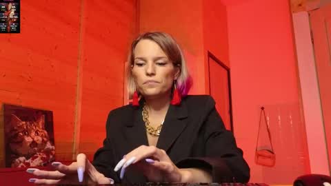 Lady online show from March 26, 3:25 pm